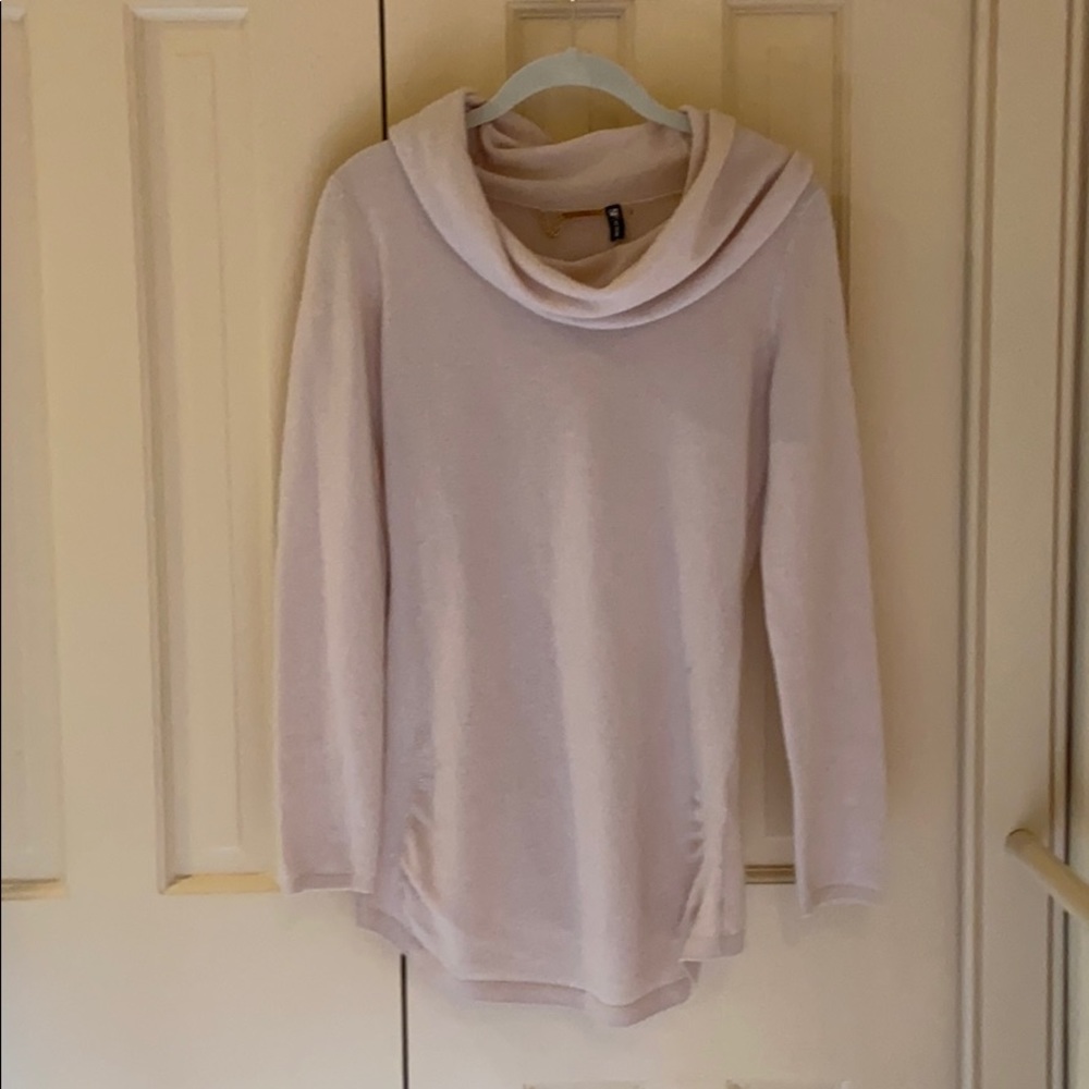 Blush cashmere sweater by Elie Tahari